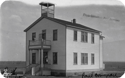 Premiere eglise de Gravelbourg, First chapel